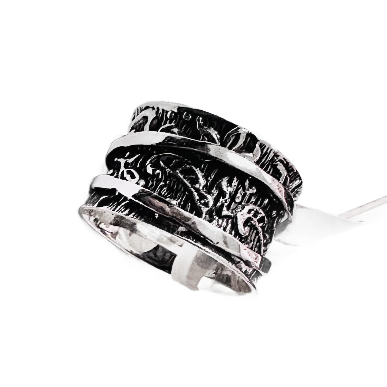 Rotating Band Embossed Ring Silver & Oxidized - Model 114-028 - Silver Maker Family 