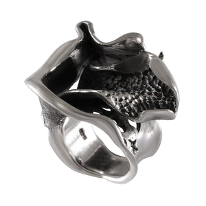 Marine Majesty Fish Ring Silver & Oxidized - Model 114-043 - Silver Maker Family 