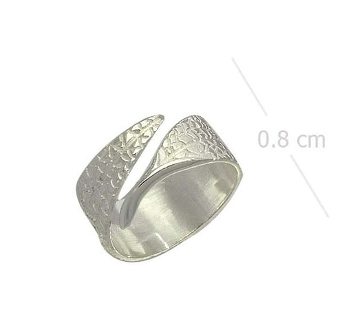 Split Band Sterling Silver Ring - Hammered Texture Elegance - Model 115-074