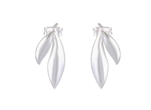 Sculptural Sterling Silver Petal Drop Earrings – Fluid Elegance - Model 1217-030