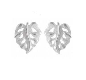 Sterling Silver Monstera Leaf Stud Earrings – Tropical Chic - Model 1217-039