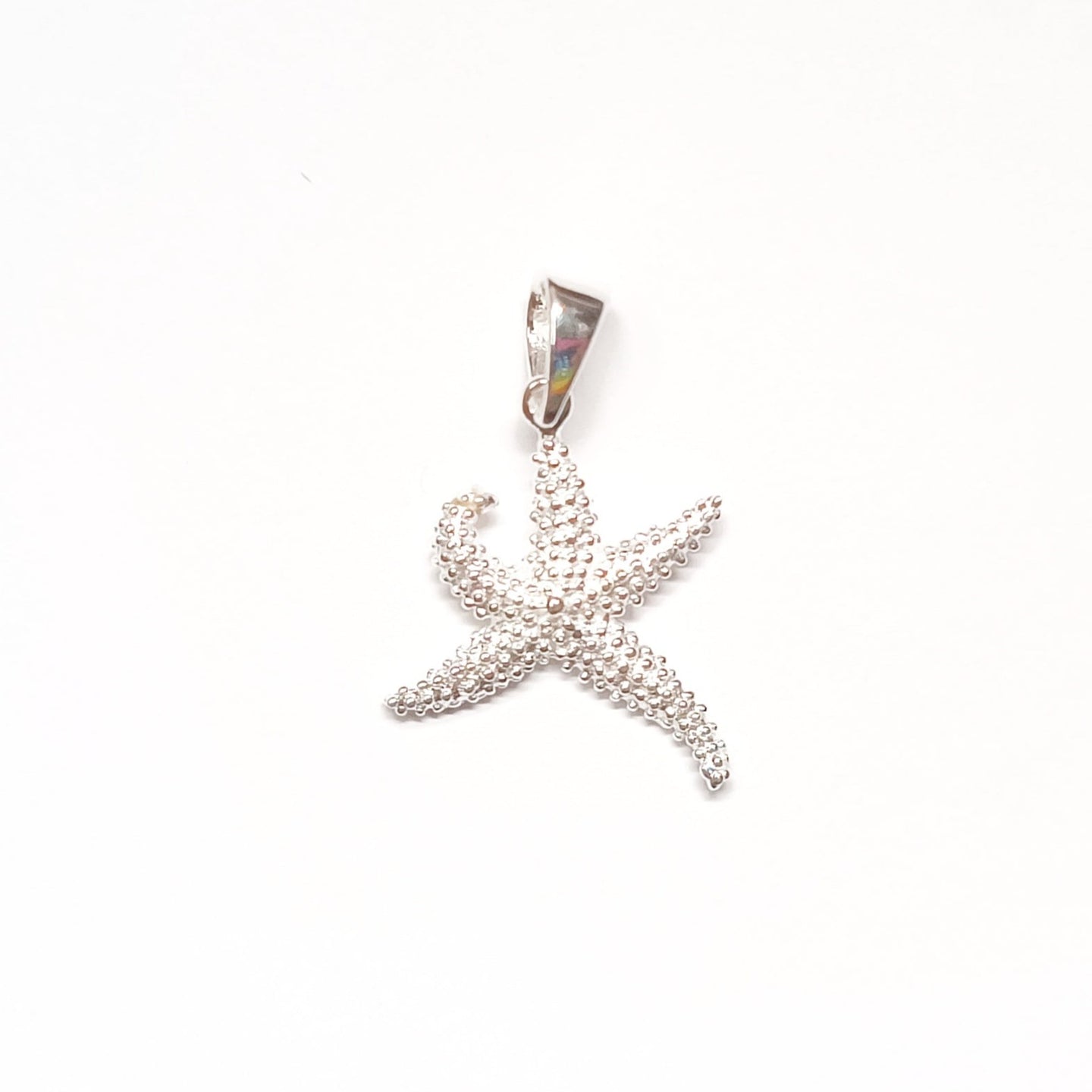 Necklace with Pendant Dazzling Starfish Charm in Sterling Silver - Ocean-Inspired Jewelry - Model 131-035