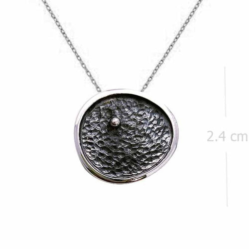 Necklace with Pendant 